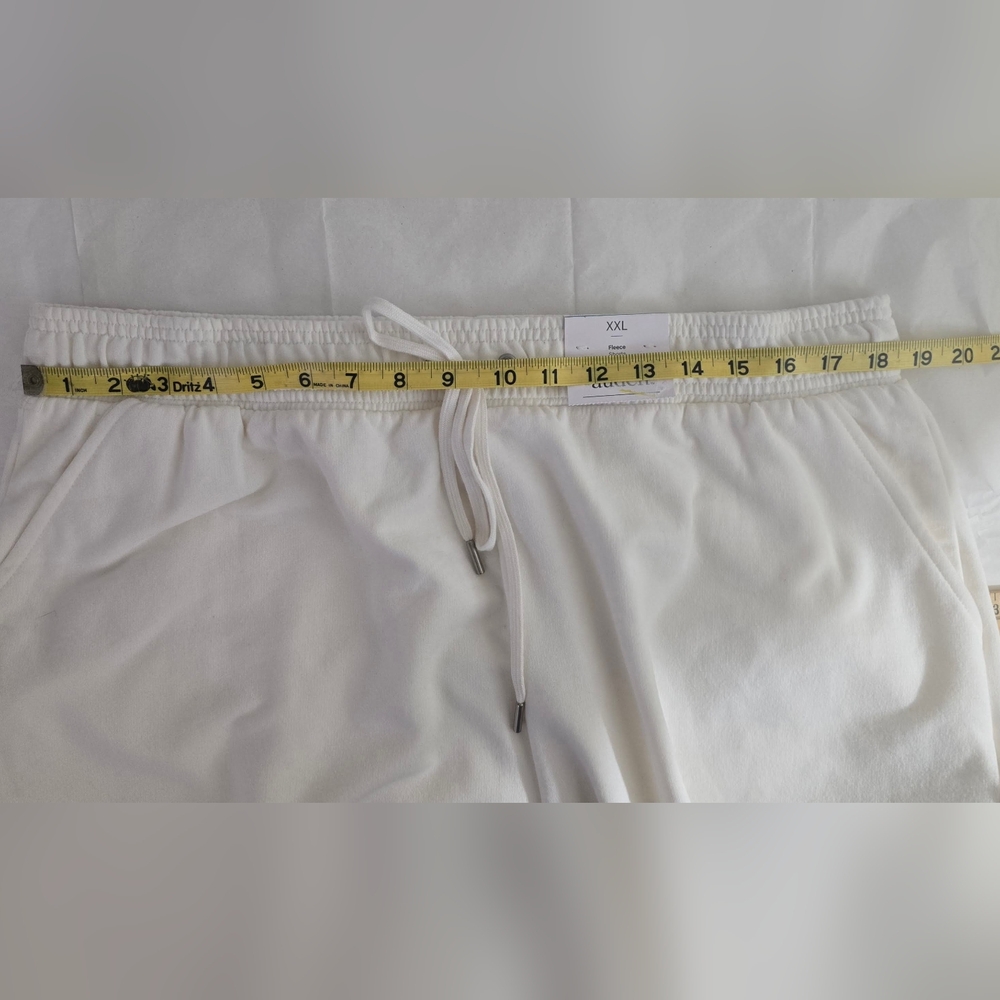 NWT Auden White Fleece Stretch Athletic Shorts Size XXL Elastic Drawstring - Picture 5 of 10